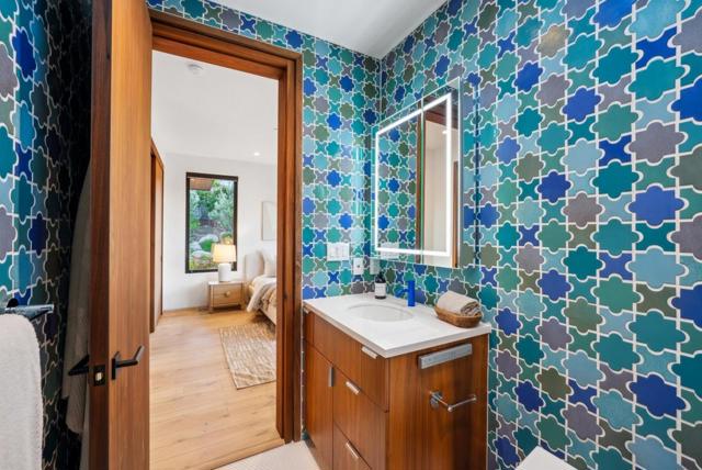 855 Darrell Road, Hillsborough CA: https://media.crmls.org/mediaz/63bafa38-e898-4364-bc03-671a8ad1cc9e.jpg