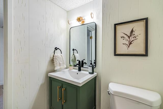 7 Clubhouse Road, Santa Cruz CA: https://media.crmls.org/mediaz/63bd3456-43ea-48c1-8cbc-f65bc79b7196.jpg