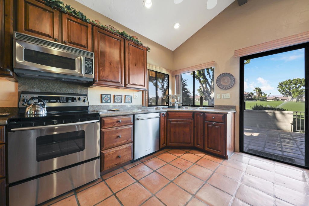 MLS #219137269DA image #12