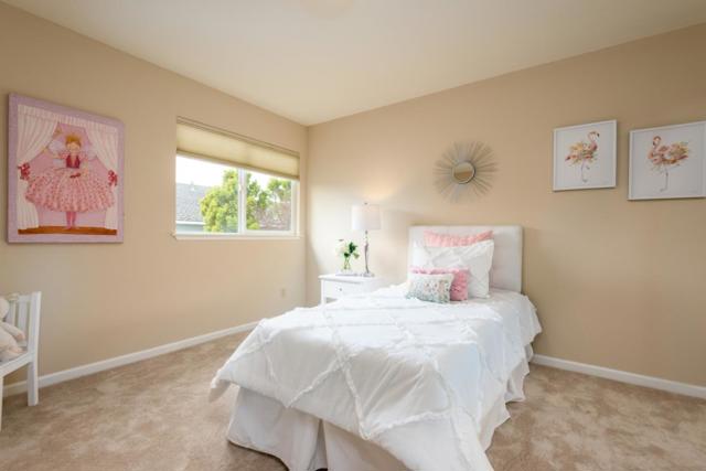 380 Greenbrier Road, Half Moon Bay CA: https://media.crmls.org/mediaz/63becd4c-2e04-4caf-ba42-abfa72684a03.jpg