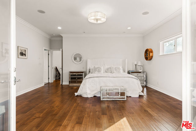 7354 Trask Avenue, Playa del Rey CA: https://media.crmls.org/mediaz/63c0fae8-7119-496f-bd1c-e19e4119df86.jpg