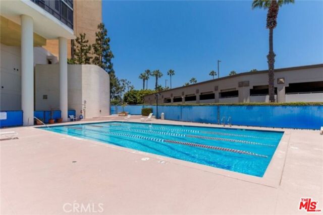 4316 Marina City Drive, Marina del Rey CA: https://media.crmls.org/mediaz/63c21ace-a2e0-44c9-b630-5fb4eeb55197.jpg