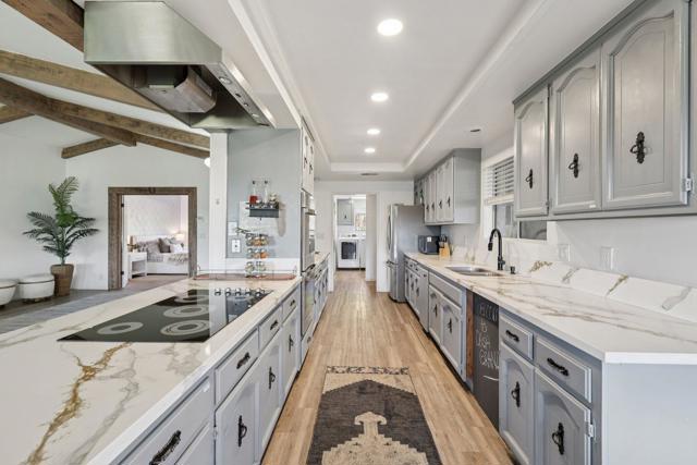 26086 Bear Valley Heights Road, Escondido CA: https://media.crmls.org/mediaz/63c316fd-96ce-418a-bb50-091c38281229.jpg