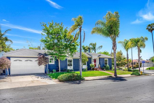4725 Adams Ave, San Diego CA: https://media.crmls.org/mediaz/63c32ea2-e88f-48d4-8cfc-1464df76235f.jpg