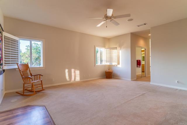 30646 Red Hawk Road, Valley Center CA: https://media.crmls.org/mediaz/63c36012-d938-4d59-b78a-0912efebe180.jpg