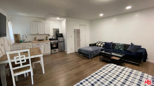 29160 Arrowhead Drive, Cedar Glen CA: https://media.crmls.org/mediaz/63c3af1f-0dcc-4f75-a55b-25551d0f94c4.jpg