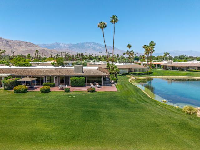 5 Barnard Court, Rancho Mirage CA: https://media.crmls.org/mediaz/63c71182-262e-4ebb-9e9c-dee80eb3a990.jpg