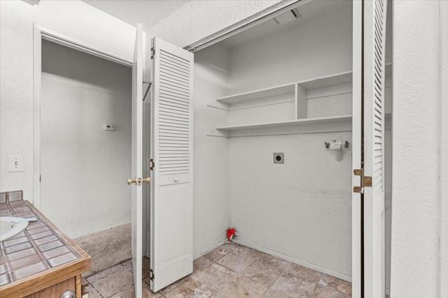 54180 Avenida Cortez, La Quinta CA: https://media.crmls.org/mediaz/63c79aa1-154b-4bab-98fe-a33d2cd2393d.jpg