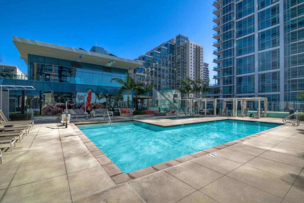 MLS #250036527SD img 42