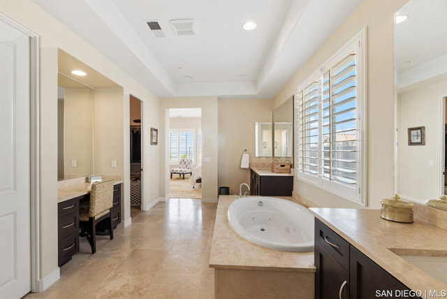 15234 Maple Grove LN, San Diego CA: https://media.crmls.org/mediaz/63c972af-462d-4829-99bf-3f22afaf50e2.jpg