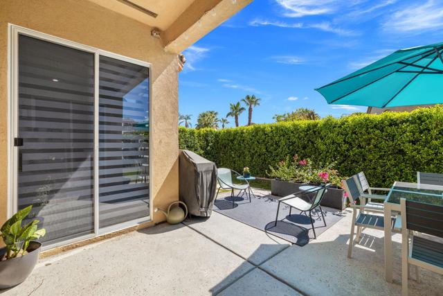 44718 Alexandria Vale, Indio CA: https://media.crmls.org/mediaz/63c99c8d-f520-4073-949d-28f024a4b0c3.jpg