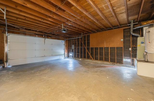 1076 Sherman Drive, Salinas CA: https://media.crmls.org/mediaz/63cad11f-ad0b-4716-8e31-03250d92b554.jpg