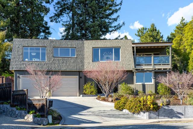 207 Driftwood Court, Aptos CA: https://media.crmls.org/mediaz/63cb3bed-1283-40f4-86eb-9f835074a33d.jpg