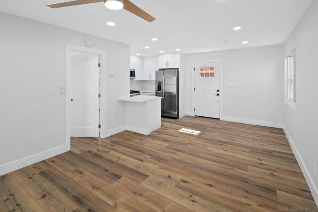 Image 33 of 37 For 4710 Mansfield St