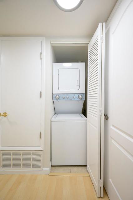 777 San Antonio Road, Palo Alto CA: https://media.crmls.org/mediaz/63cc1d3f-da28-4d71-9df8-48a6871d4794.jpg