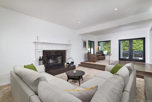 Detail Gallery Image 8 of 53 For 2739 Argonauta St, Carlsbad,  CA 92009 - 5 Beds | 4 Baths