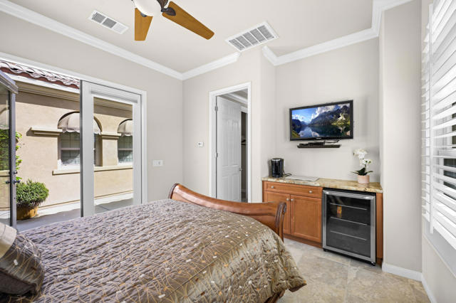 81520 Camino Los Milagros, Indio CA: https://media.crmls.org/mediaz/63cc5a27-1935-4174-bedc-33373193b8b7.jpg