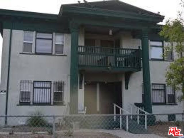 3117 Van Buren Pl, Los Angeles, CA 90007