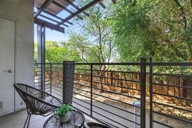 10745 N De Anza Boulevard, Cupertino CA: https://media.crmls.org/mediaz/63cf847c-7d90-4385-8375-cd2f9aa8ba4a.jpg