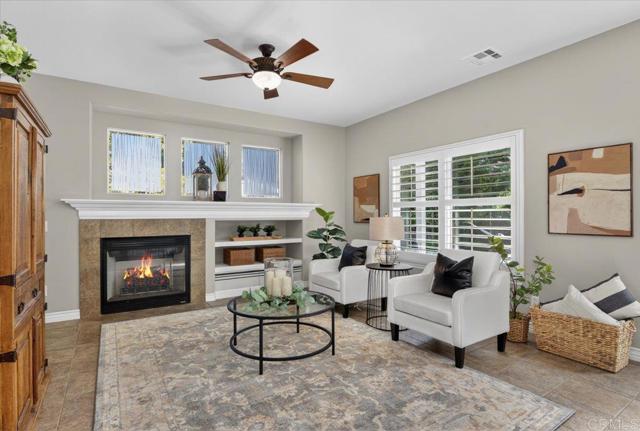 Detail Gallery Image 11 of 42 For 161 Willow Meadow Pl, Escondido,  CA 92027 - 3 Beds | 3 Baths