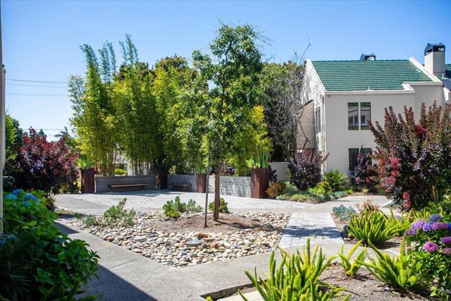 181 Centre Street, Mountain View CA: https://media.crmls.org/mediaz/63d0e05f-e695-4dcb-a507-9e51dd8c129d.jpg