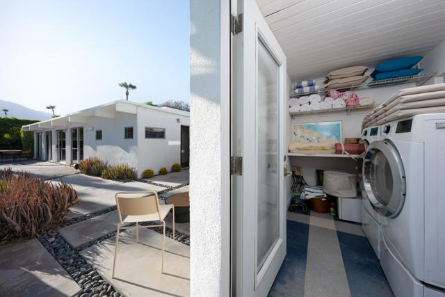 503 E Laurel Circle, Palm Springs, CA 92262