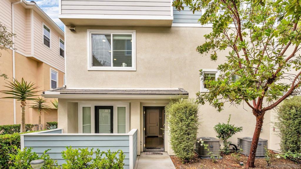 11313 Zapata Ave #6