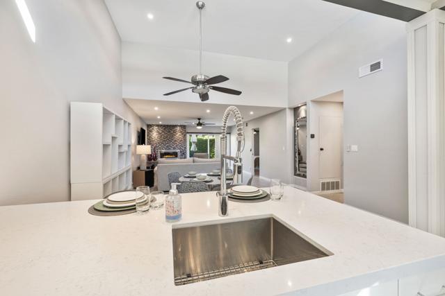 72590 Moonridge Lane, Palm Desert, CA 92260