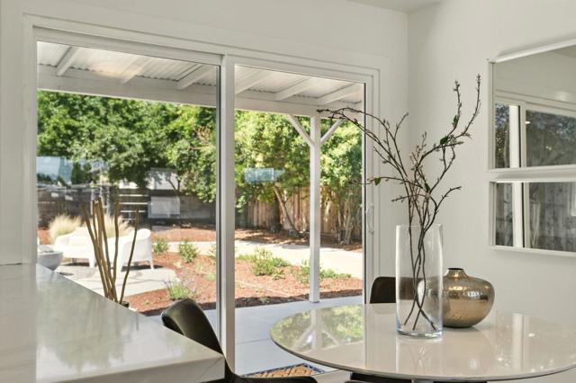 1016 Patricia Avenue, San Mateo CA: https://media.crmls.org/mediaz/63d28873-6438-4196-8c90-12c89a6f1ff9.jpg