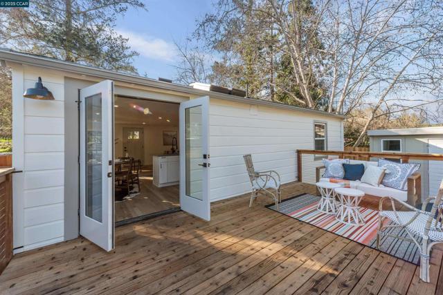 2188 1st Ave, Napa CA: https://media.crmls.org/mediaz/63d398a5-cfff-496f-ae90-767570cd78ee.jpg