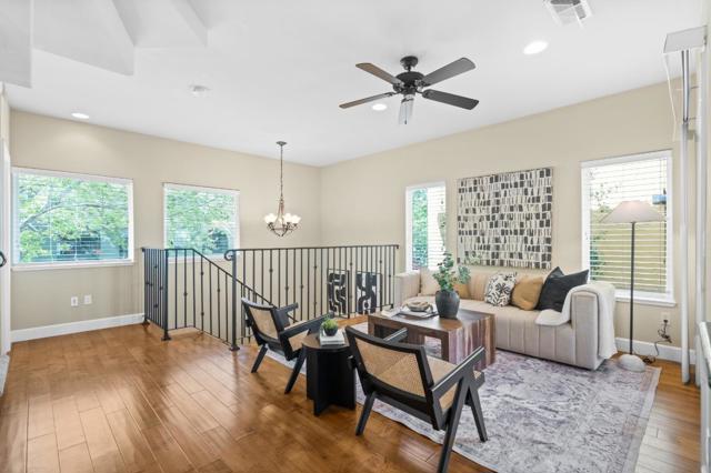 427 Willow Glen Way, San Jose CA: https://media.crmls.org/mediaz/63d5ebad-93c0-491d-8d7c-6c6e6a3d2934.jpg
