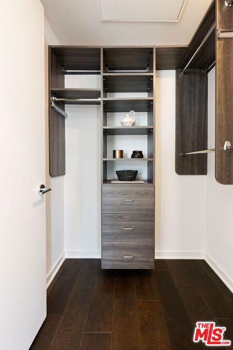 8406 1/2 Blackburn Avenue, Los Angeles CA: https://media.crmls.org/mediaz/63d6a39a-d0bc-42b5-b9f5-cd5d66041a60.jpg