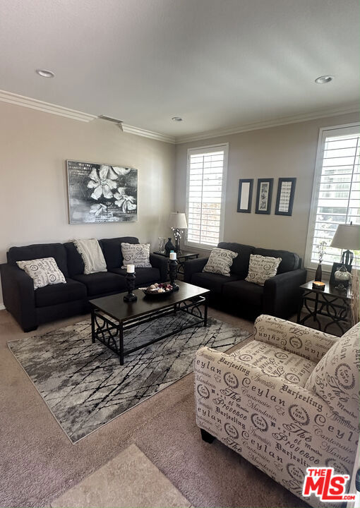 22 St Just Avenue, Ladera Ranch CA: https://media.crmls.org/mediaz/63d6ea26-812b-4d27-8cdb-239cceb721da.jpg