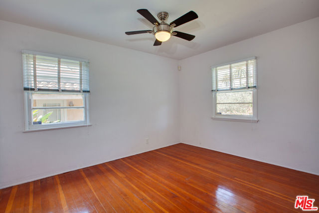 848 MARCO Place, Venice CA: https://media.crmls.org/mediaz/63d800d1-311b-4464-b5f9-cfe3958b82dd.jpg