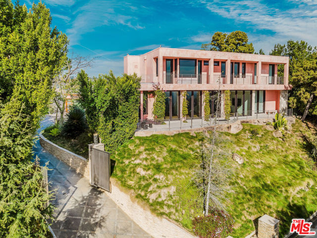 Drew Fenton | 1111 Bel Air Place Los Angeles CA | MLS: 7030148