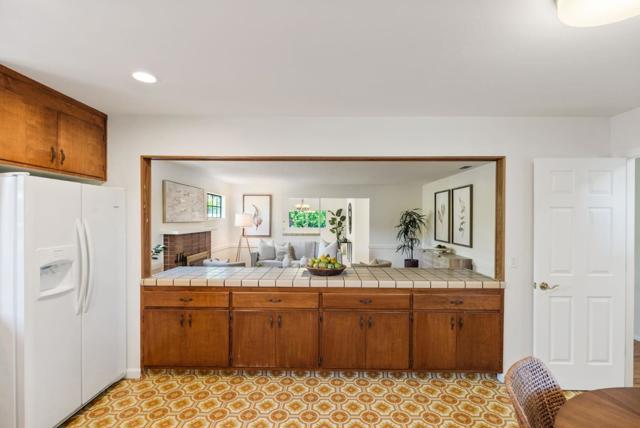 3468 Bella Vista Court, Santa Clara CA: https://media.crmls.org/mediaz/63d8a64c-4a9c-484d-bd8b-5b709cd102e3.jpg