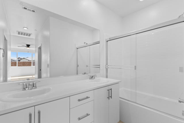 Image 16 of 22 For 79131 Sangria Court