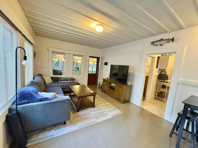 8787 Highway 9, Ben Lomond CA: https://media.crmls.org/mediaz/63d9cd45-27fe-40a8-b15c-b5490b697b98.jpg