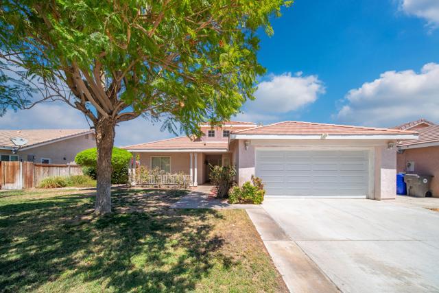 80472 Suncastle Road, Indio CA: https://media.crmls.org/mediaz/63da1ac4-9725-4e14-8ee9-9fde55f1fb0f.jpg