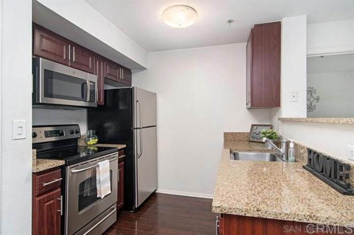 1970 Columbia Street - photo 8