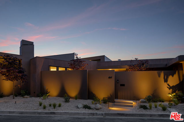 1849 Rising Glen Road, Los Angeles CA: https://media.crmls.org/mediaz/63dcafa7-59c3-47a3-b8da-c5f654a1c656.jpg