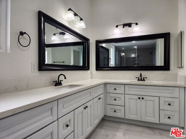 6415 Bradley Place, Los Angeles CA: https://media.crmls.org/mediaz/63dd27bd-715c-40d9-ab46-202f2a304031.jpg