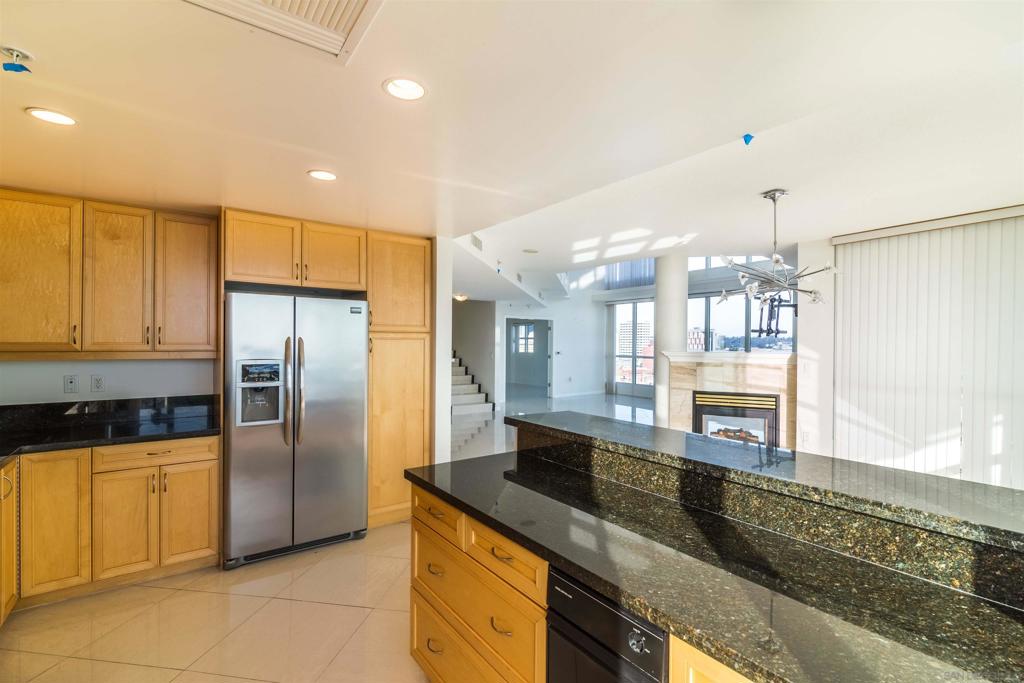 MLS #250035940SD img 8