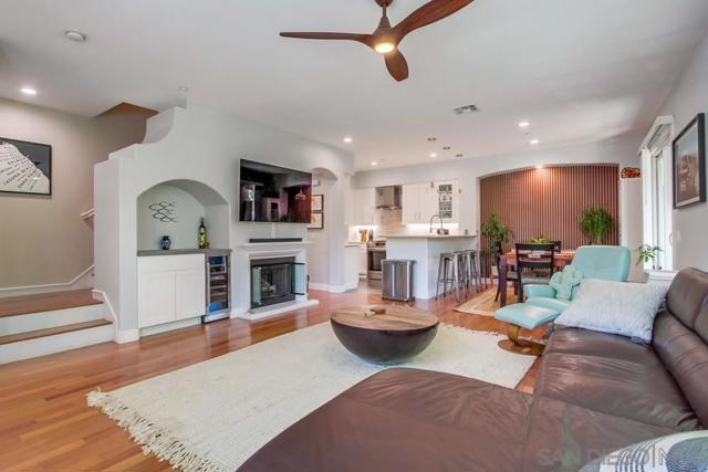 1184 Highbluff Ave, San Marcos CA: https://media.crmls.org/mediaz/63dec2aa-9d4a-4c12-bbba-f95d58fedefe.jpg