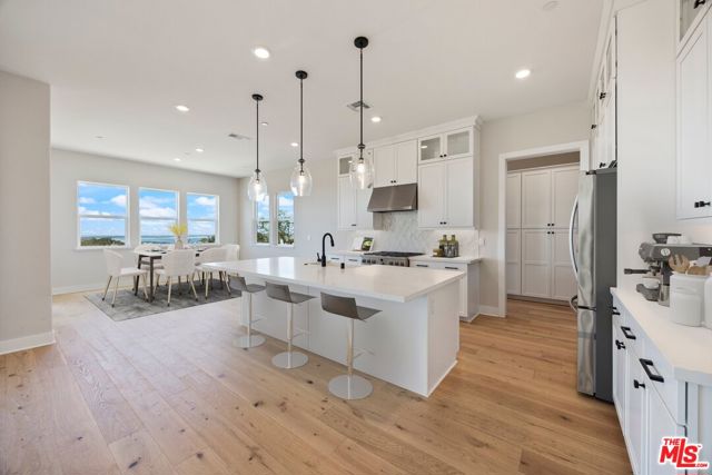 5153 Wild Oak Lane, El Dorado Hills CA: https://media.crmls.org/mediaz/63df036f-033d-436a-88c8-fa90fc4d8951.jpg