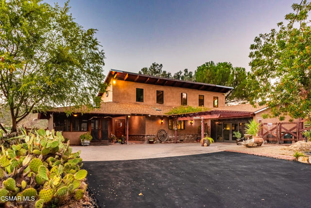 356 E Carlisle Road, Thousand Oaks CA: https://media.crmls.org/mediaz/63e04414-93a6-484b-8baa-901b7931e24a.jpg