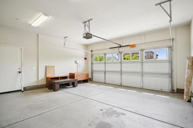 5476 Pinnacle View Way, Antioch CA: https://media.crmls.org/mediaz/63e0bafc-0bba-4131-a8eb-8b359b9af5d4.jpg