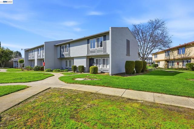 Image 38 of 39 For 34597 Bluestone Cmn