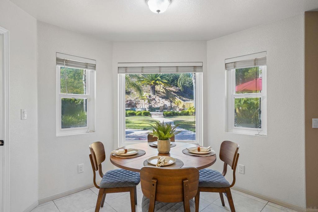 MLS #250034947SD img 13