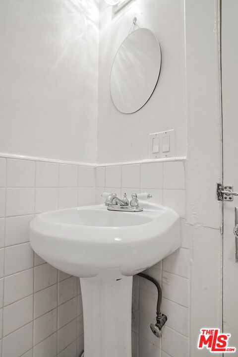 402 North Venice Boulevard, A photo 9